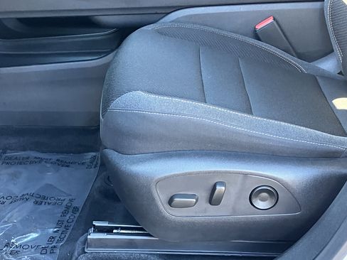 Used 2024 Honda Prologue EX image 17