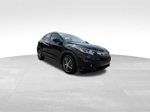 Used 2022 Honda HR-V EX image 2