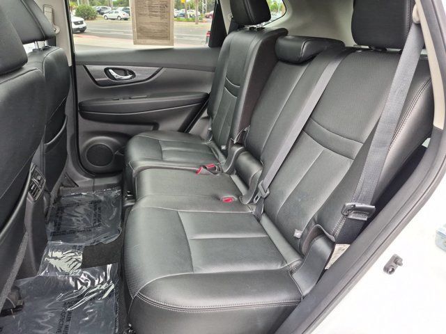 Used 2016 Nissan Rogue SL w/ SL Premium Package FWD image 31