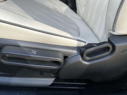 Used 2023 MINI Cooper SE image 14