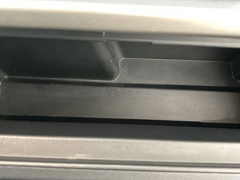 Used 2024 Ford Expedition Max XLT image 32