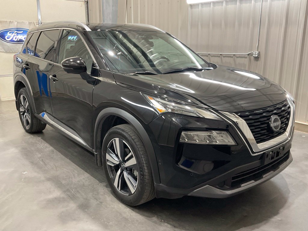 Used 2023 Nissan Rogue SL w/ SL Premium Package FWD image 2