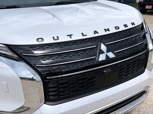 Used 2022 Mitsubishi Outlander SEL image 30