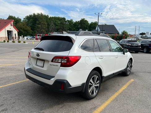 Used 2018 Subaru Outback 2.5i Limited w/ Popular Package #2 AWD/4WD image 5