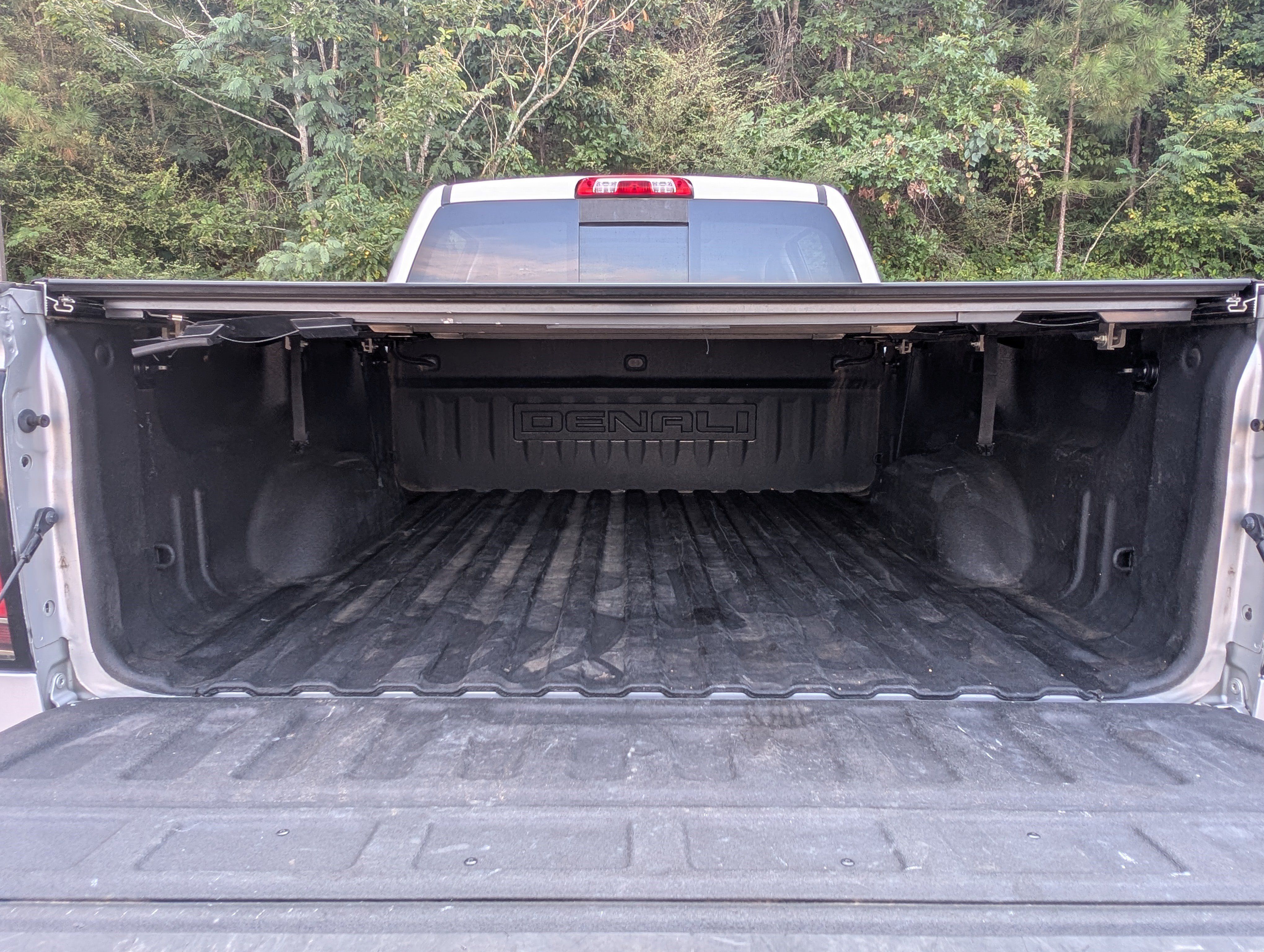Used 2018 GMC Sierra 1500 Denali AWD/4WD image 19