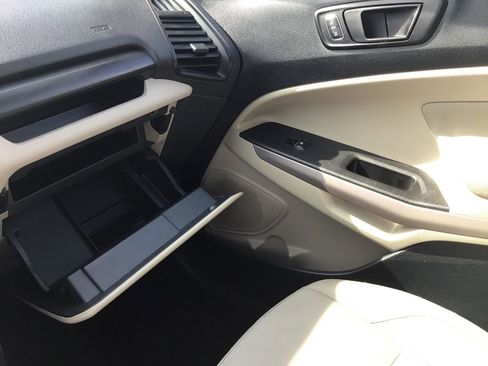 Used 2021 Ford EcoSport S image 28