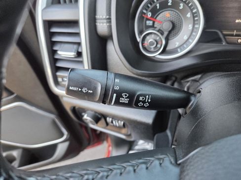 Used 2020 RAM 1500 Laramie AWD/4WD image 11