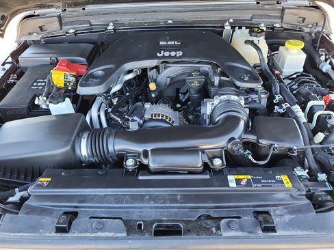 Used 2021 Jeep Gladiator Rubicon image 31