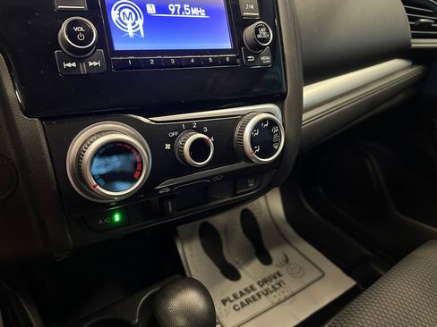 Used 2019 Honda Fit LX image 15