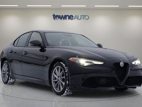 Used 2022 Alfa Romeo Giulia Sprint image 7