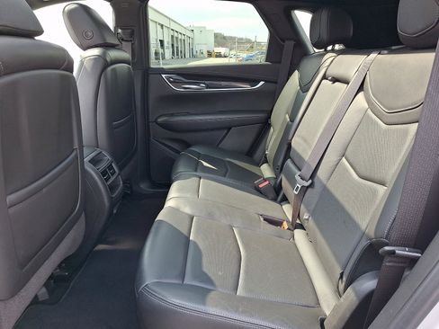 Certified 2020 Cadillac XT5 Premium Luxury FWD image 10