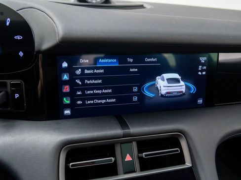 Certified 2021 Porsche Taycan 4S image 29