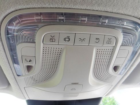 Used 2021 Mercedes-Benz Metris image 22