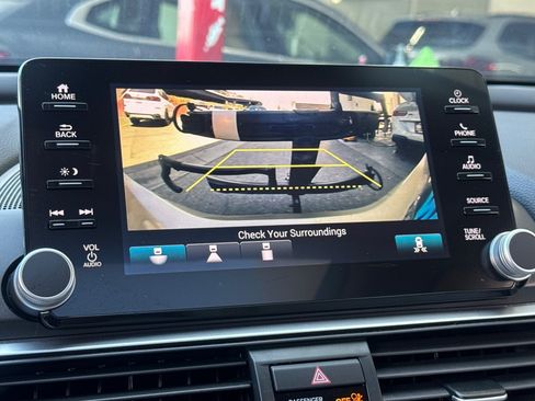 Used 2018 Honda Accord EX-L image 19