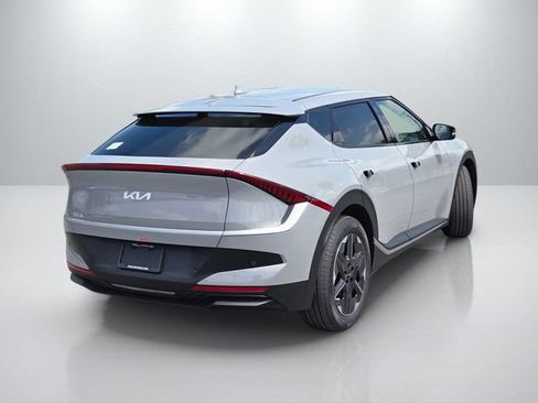 New 2026 Kia EV6 Light RWD image 4