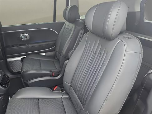 New 2026 Hyundai Ioniq 9 Calligraphy image 19