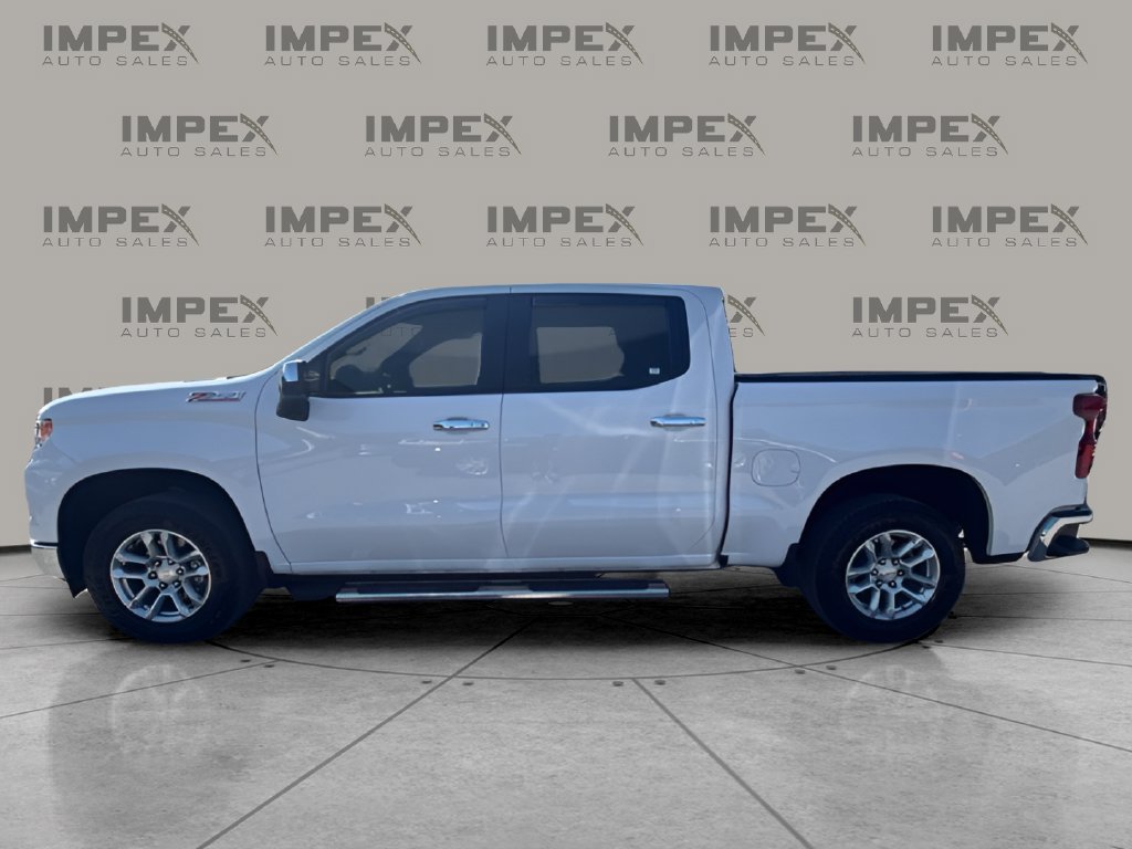 Used 2025 Chevrolet Silverado 1500 LT w/ Z71 Off-Road Package AWD/4WD image 2