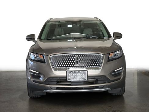 Used 2019 Lincoln MKC Reserve w/ MKC Climate Package FWD image 2