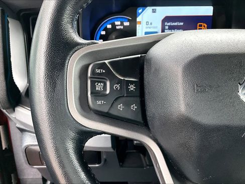 Certified 2023 Ford Bronco Black Diamond image 23