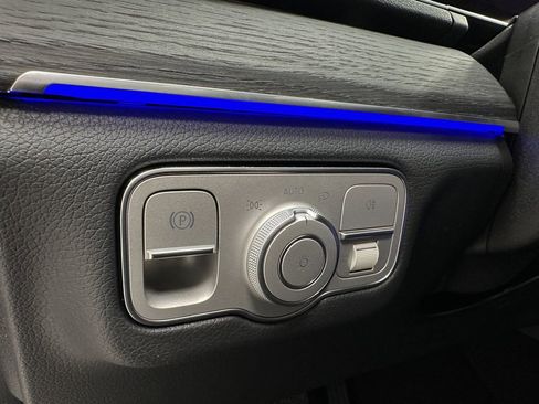 New 2026 Mercedes-Benz GLE 450 4MATIC image 36