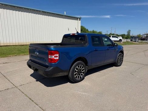Used 2024 Ford Maverick Lariat AWD/4WD image 3
