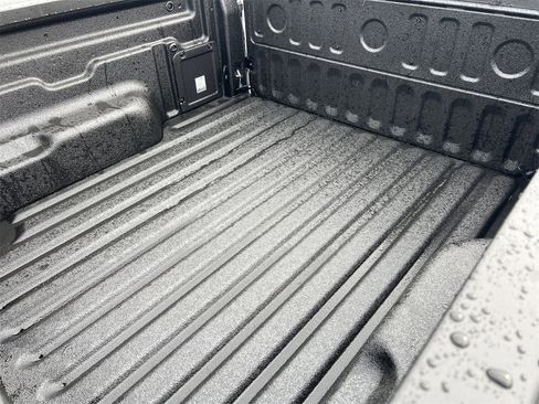 New 2026 Ford Maverick XL image 17