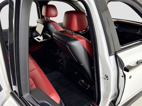 Used 2021 Rolls-Royce Cullinan AWD/4WD image 31