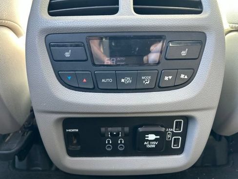 Used 2021 Honda Pilot Touring image 20