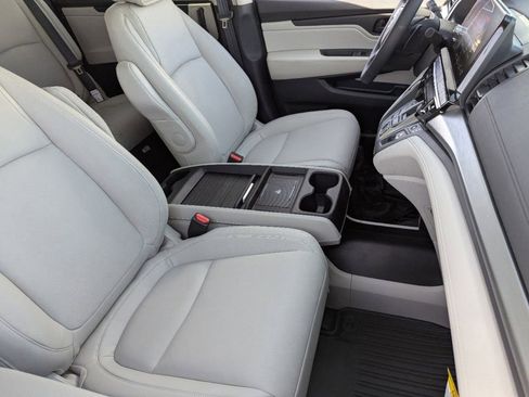 New 2026 Honda Odyssey EX-L image 6