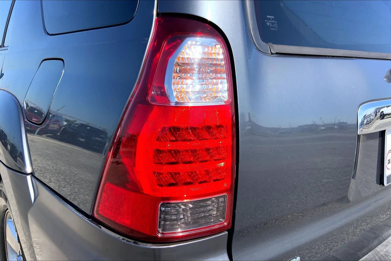 Used 2008 Toyota 4Runner SR5 RWD image 26