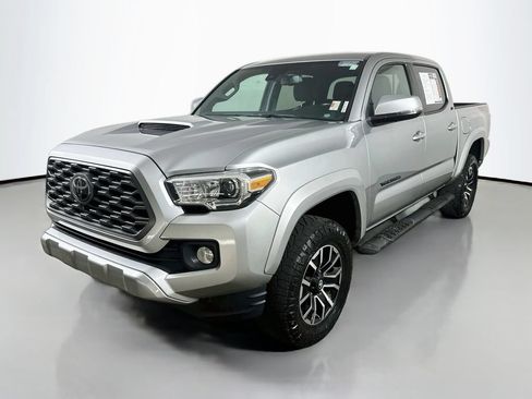 Used 2023 Toyota Tacoma TRD Sport w/ Advanced Technology Package AWD/4WD image 3