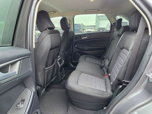 Used 2022 Ford Edge SE w/ Black Appearance Package AWD/4WD image 29