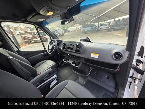 New 2026 Mercedes-Benz Sprinter 2500 image 12