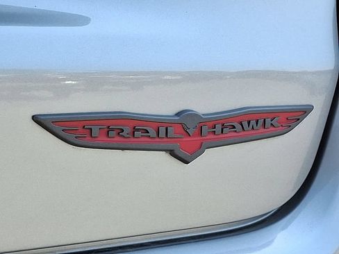 Certified 2022 Jeep Compass Trailhawk AWD/4WD image 29