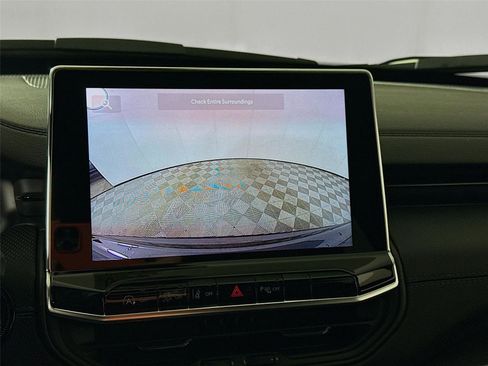 New 2026 Jeep Compass Limited image 8