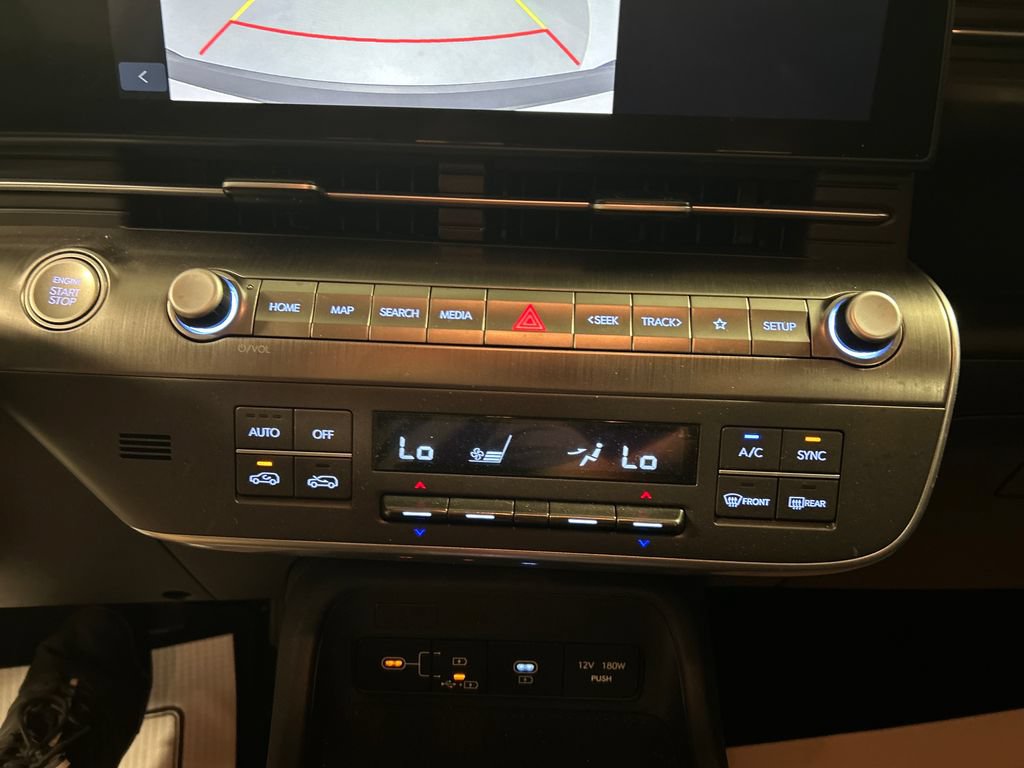 Used 2024 Hyundai Kona SEL FWD image 17