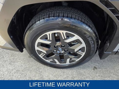 Certified 2025 Subaru Forester Premium AWD/4WD image 8