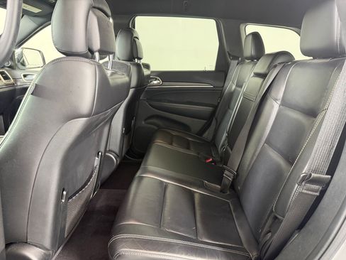 Used 2017 Jeep Grand Cherokee Limited AWD/4WD image 23