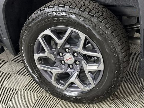 New 2026 GMC Sierra 1500 SLT w/ SLT Premium Package AWD/4WD image 35