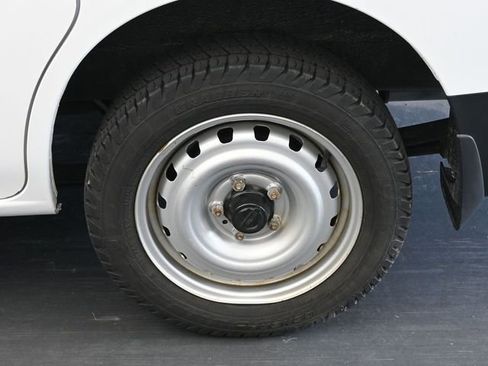 Used 2021 Nissan NV200 S image 12