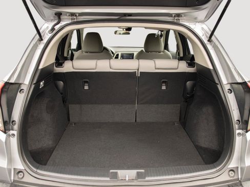 Used 2021 Honda HR-V EX image 14