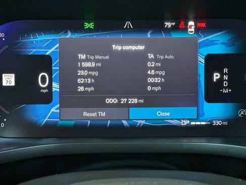 Certified 2023 Volvo XC60 B5 Plus AWD/4WD image 27