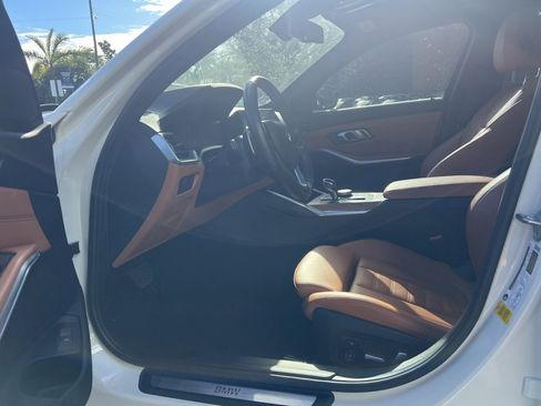 Used 2020 BMW 330i Sedan w/ Convenience Package image 22