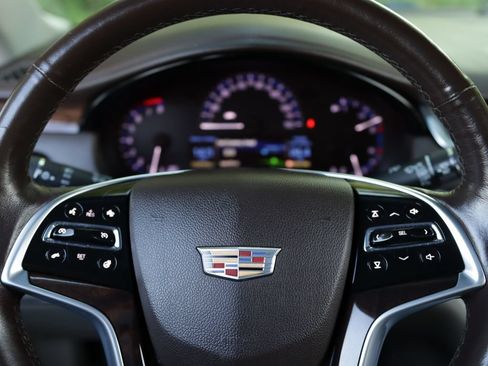 Used 2016 Cadillac XTS Luxury w/ Driver Awareness Package FWD image 11