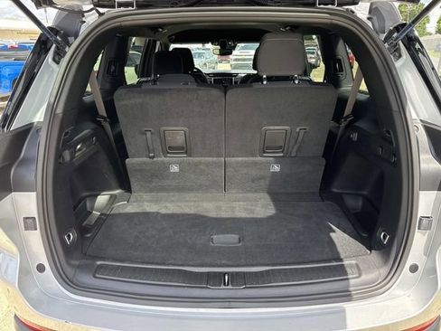 Used 2024 Jeep Grand Cherokee L Laredo RWD image 13