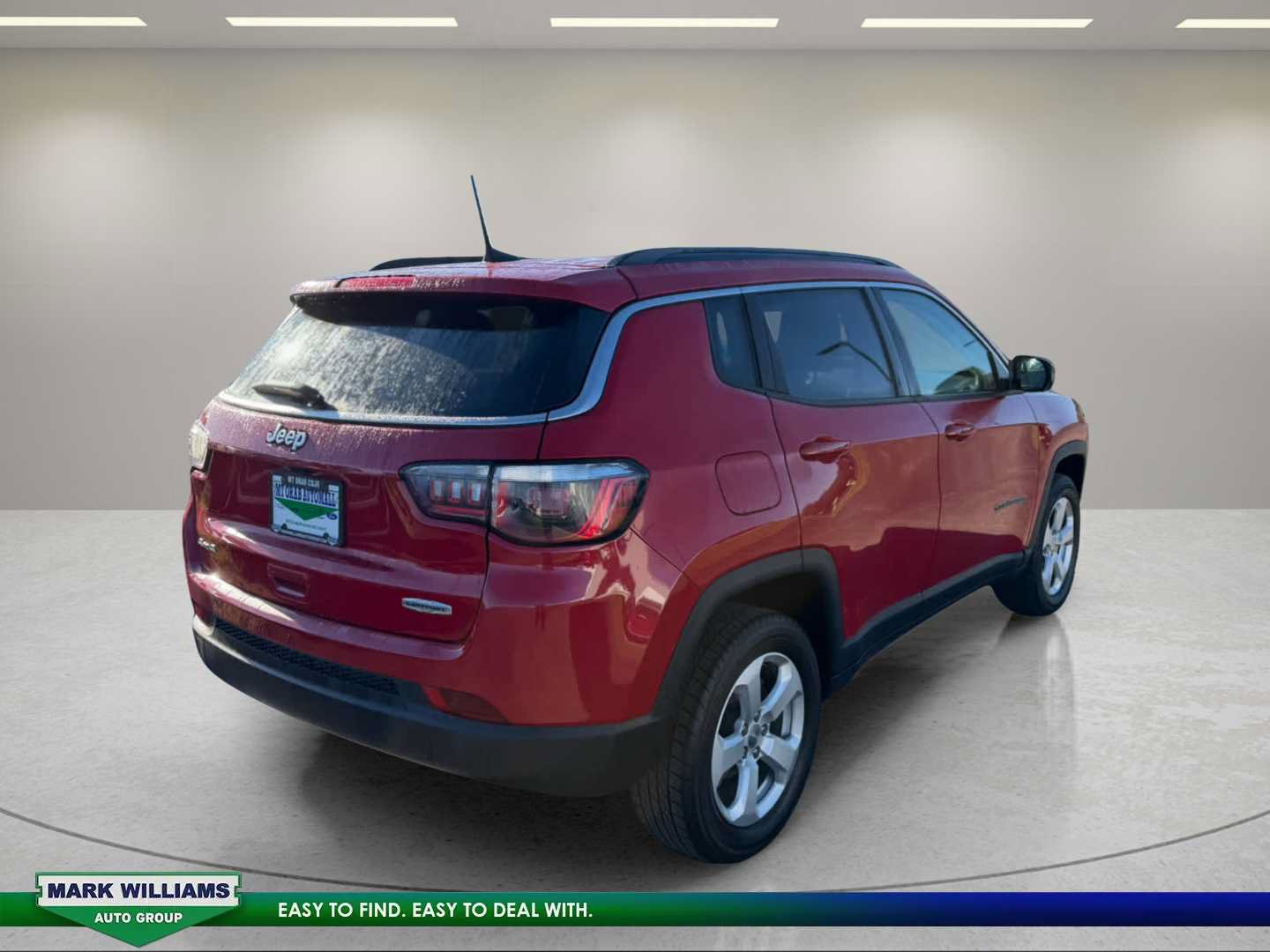 Used 2019 Jeep Compass Latitude w/ Popular Equipment Group AWD/4WD image 3