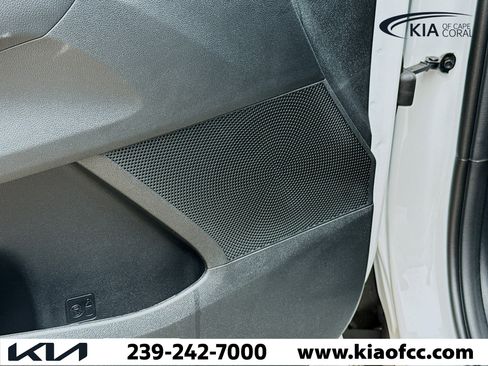 New 2026 Kia Sorento LX image 23