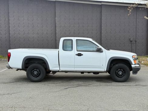 Used 2007 Chevrolet Colorado W/T AWD/4WD image 4