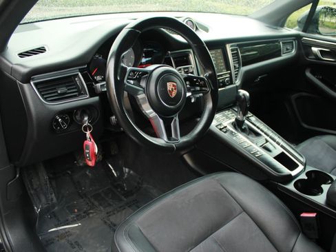 Used 2015 Porsche Macan S AWD/4WD image 10