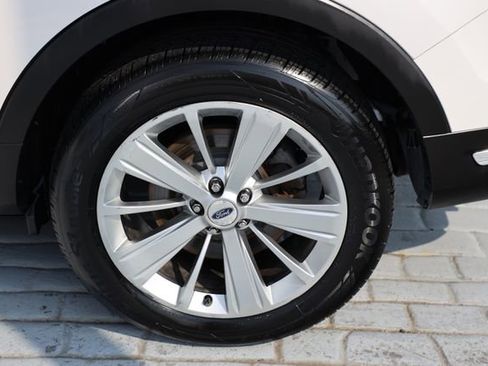 Used 2019 Ford Explorer Limited w/ Class III Trailer Tow Package image 48